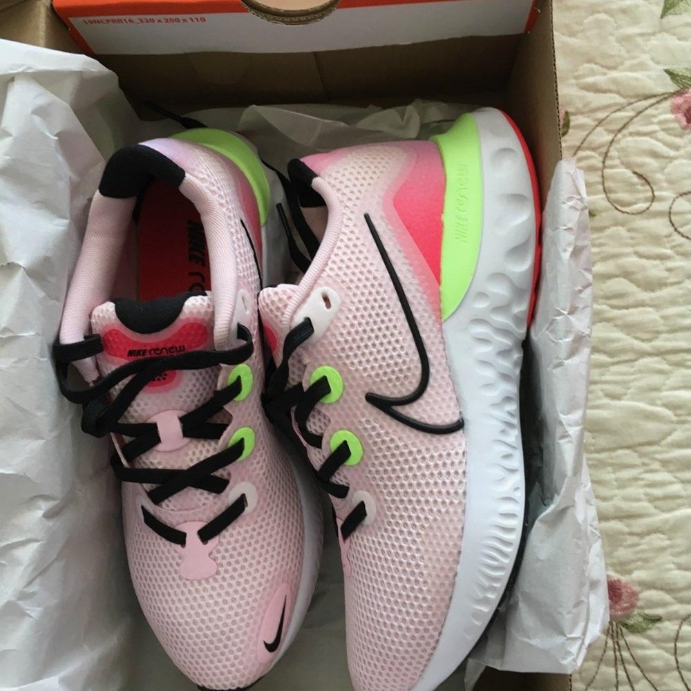 Nike Air Max, Size 7